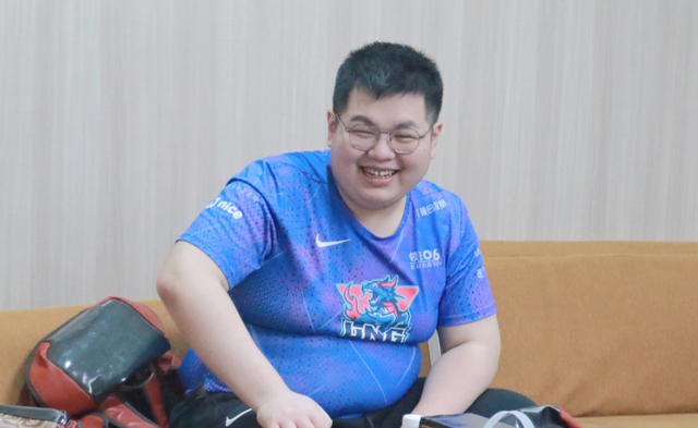 九游-Karsa重返赛场，比赛局势复杂首场状态出色，美国队观众沸腾！上演精彩一战的简单介绍