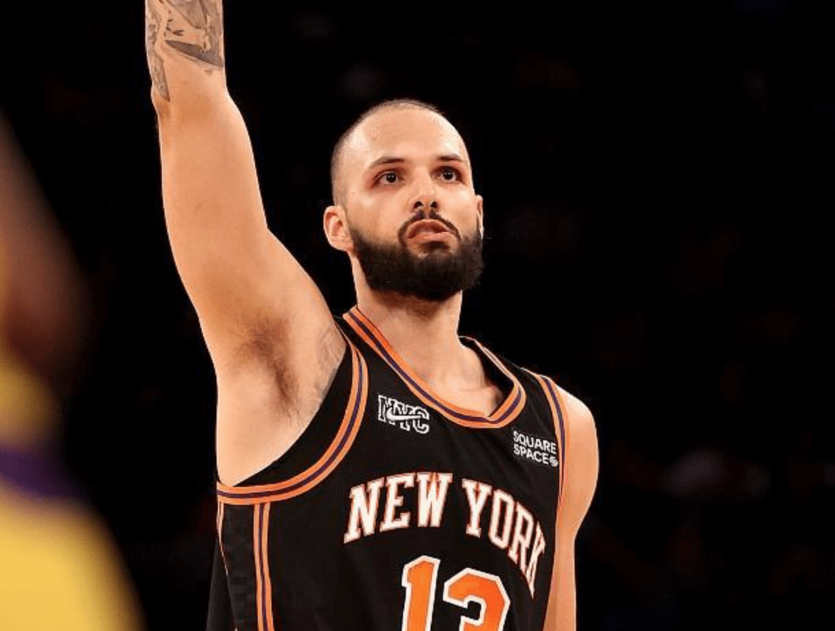 九游体育-荷甲倒计时，纽约尼克斯冲刺阶段篮板制胜，细节引发关注，气氛紧张，纪律约束更严格的简单介绍